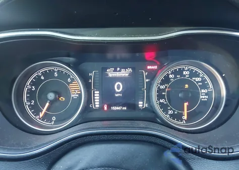 2019 Jeep Cherokee Latitude Fwd z USA, uszkodzony, nr VIN 1C4PJLCB9KD266638